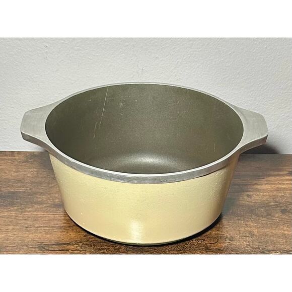 Vintage Club Classic 5 Quart Gold Stock Pot Cast Aluminum No Lid - Picture 1 of 11